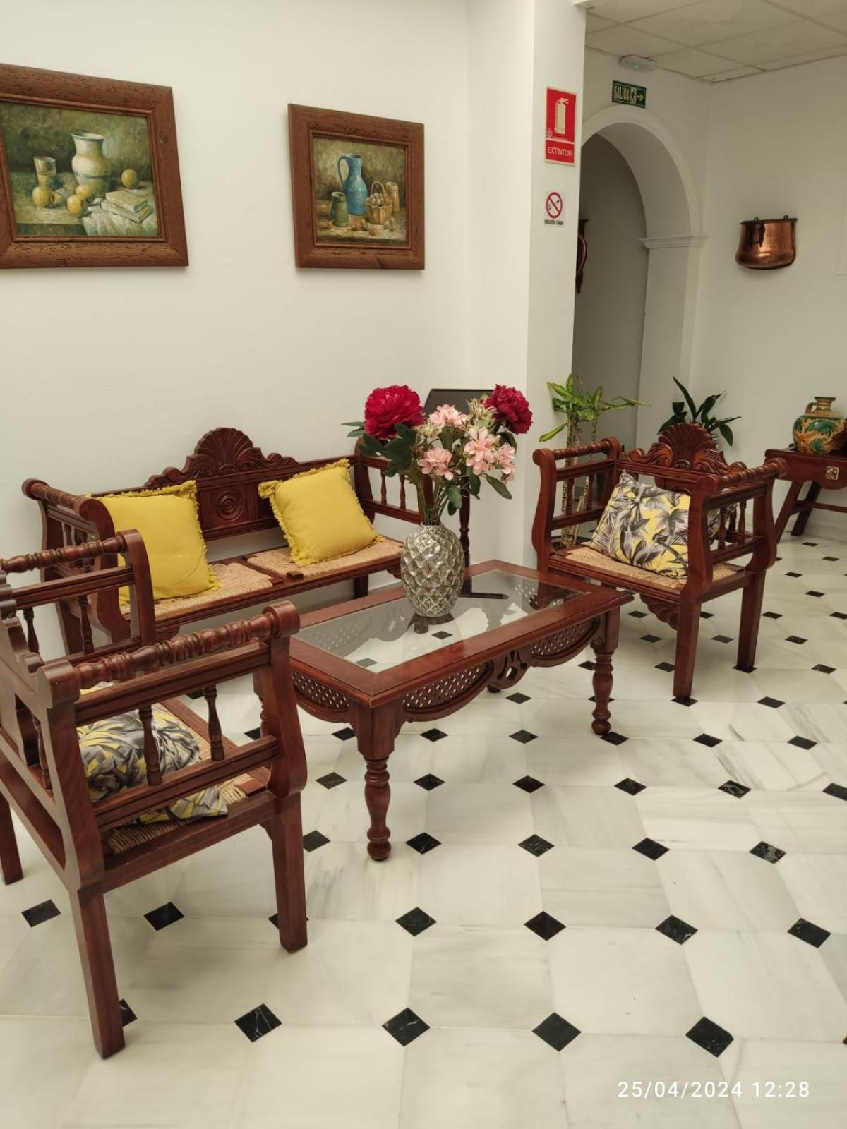 Hostal Quinto Pino Chipiona Esterno foto