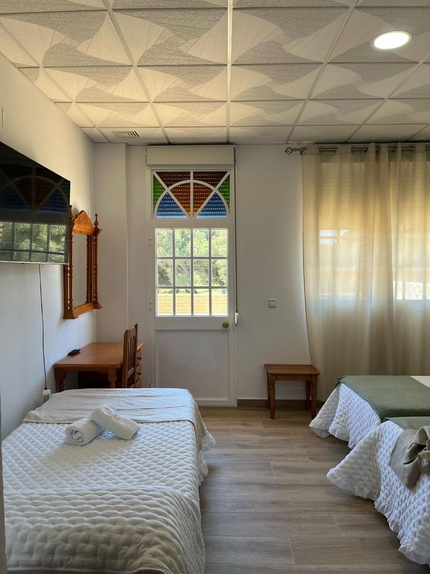 Hostal Quinto Pino Chipiona Esterno foto